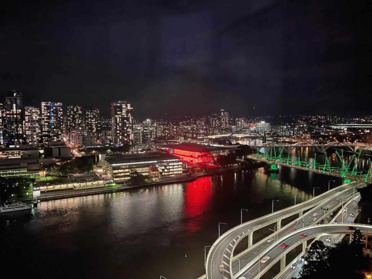 Brisbane Riverfront Oasis 2Bed Panoramic Riverview Dış mekan fotoğraf